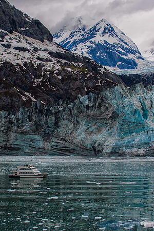 Cruise through Icy Waters