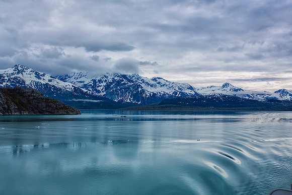 Cruising through Glacier Bay