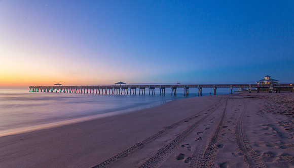 Juno Beach Pier